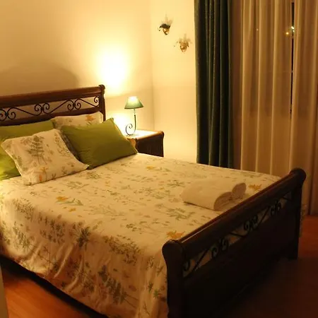 Surf Retreat Near Ericeira Holiday home *