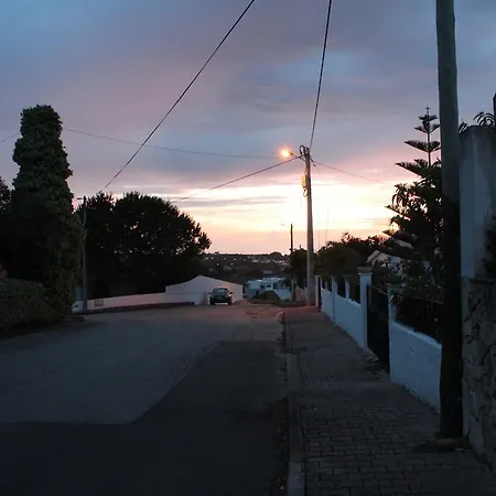 Holiday home Surf Retreat Near Ericeira