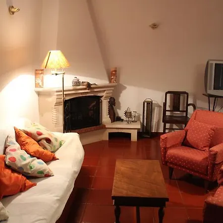 Surf Retreat Near Ericeira Holiday home *