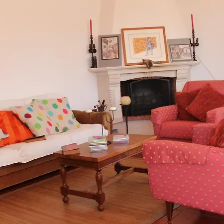 Surf Retreat Near Ericeira Holiday home *